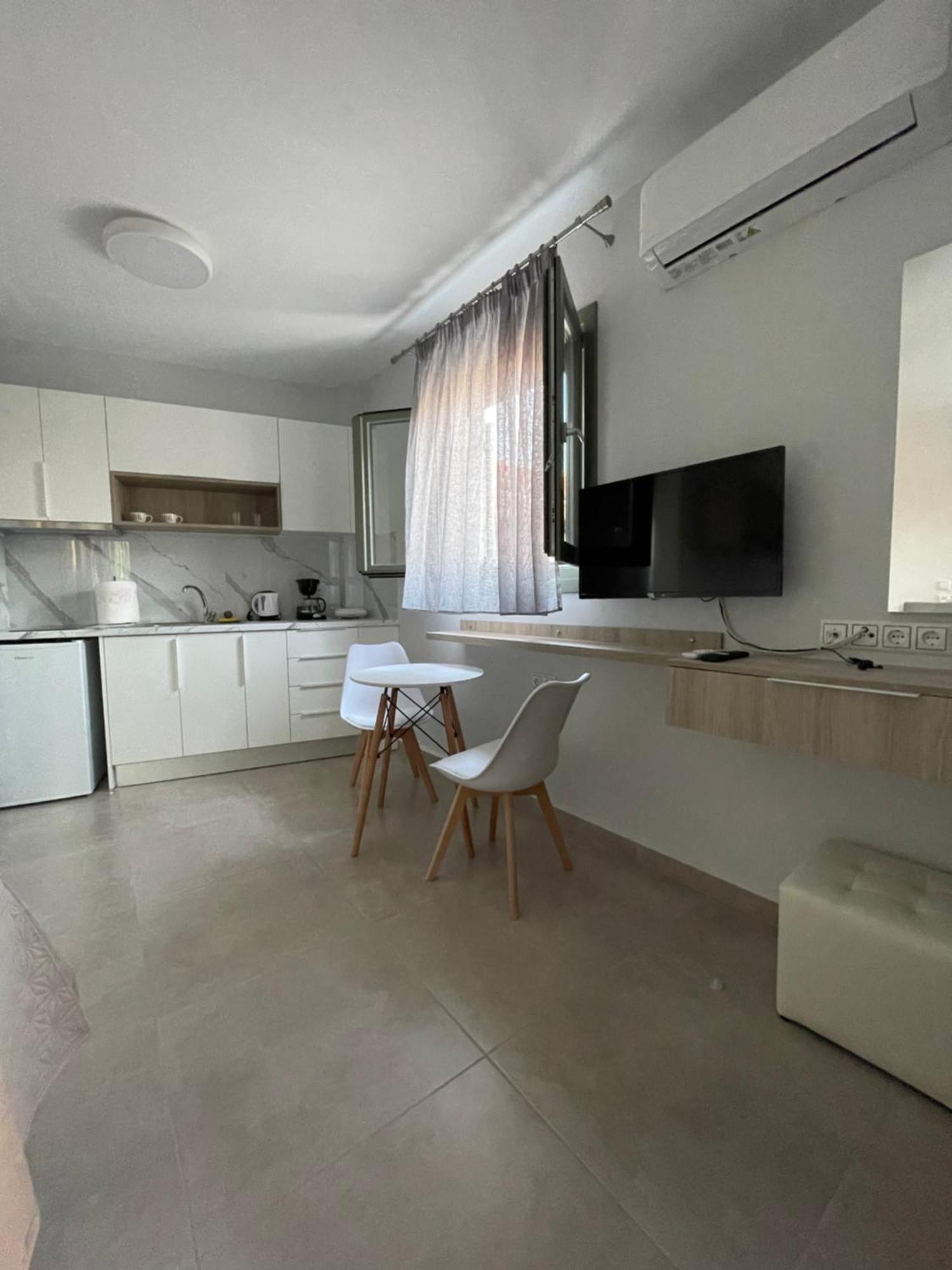 Anax Apartments Parga Exterior foto